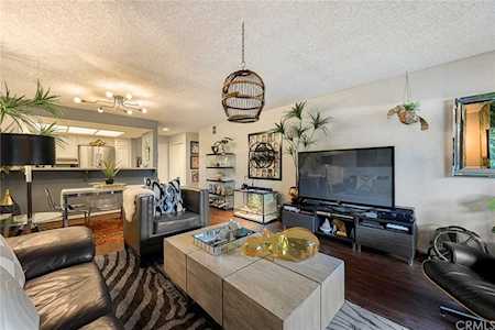 2599 Walnut Avenue #103 Signal Hill, CA 90755