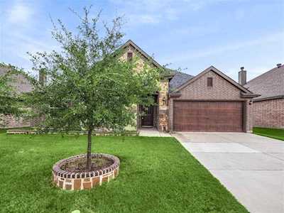 271 Hilltop Drive Justin, TX 76247