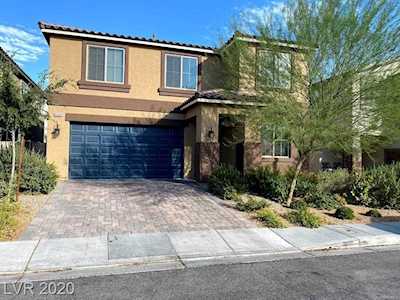 5344 Mountain Garland Ln North Las Vegas, NV 89081