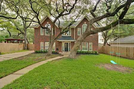 6547 Needham LN Austin, TX 78739