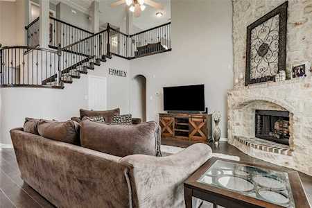 1525 Enchanted Sky Lane Fort Worth, TX 76052