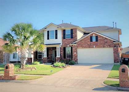 204 Flatwood Drive Little Elm, TX 75068