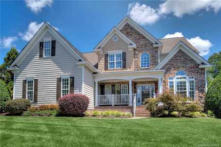 413 Fairwoods Dr Huntersville, NC 28078