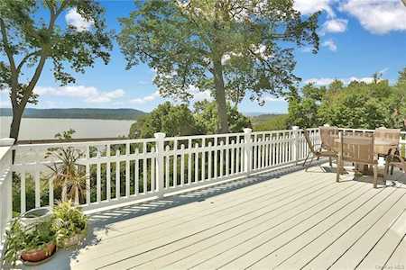 65 Mystic Drive Ossining, NY 10562