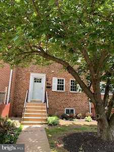 156 Meadows Ln NE Leesburg, VA 20176