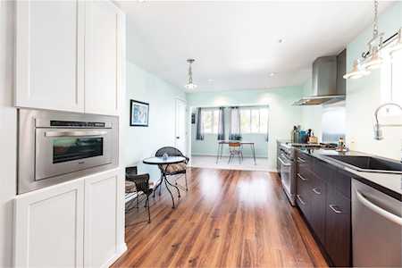 8163 18th Avenue Burnaby, BC V3N 1K2