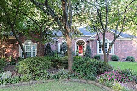 6329 Queensbury Ct Charlotte, NC 28269