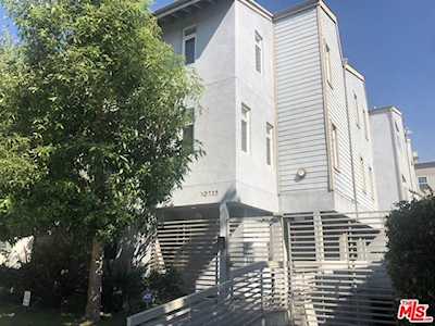10735 Bloomfield Street #6 North Hollywood, CA 91602