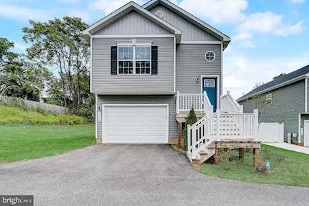 7715 D Overhill Rd Glen Burnie, MD 21060