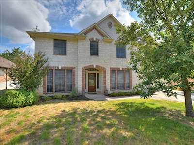 2624 Niemann DR Austin, TX 78748