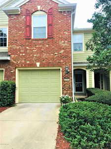 6984 Roundleaf Dr Jacksonville, FL 32258