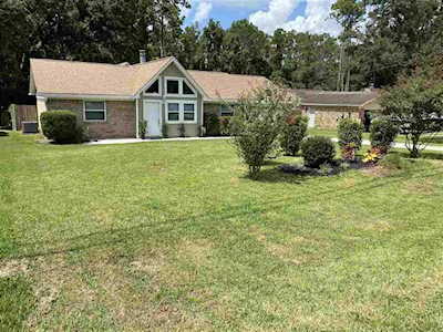 3200 Woodhill Dr Tallahassee, FL 32303