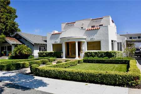 2425 E 2nd Street Long Beach, CA 90803