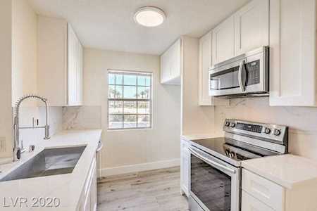 3150 Soft Breezes Dr #1185 Las Vegas, NV 89128