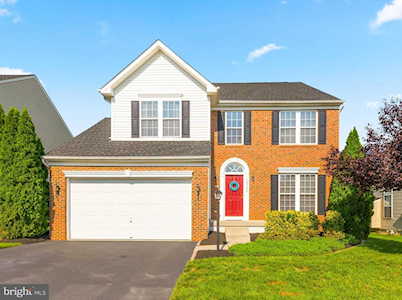 25493 Balagat Place Aldie, VA 20105