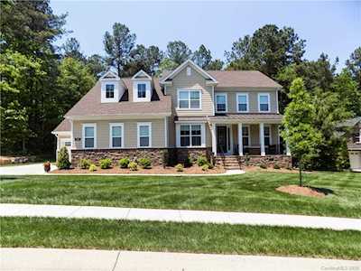 2315 Island Lake Dr Charlotte, NC 28214