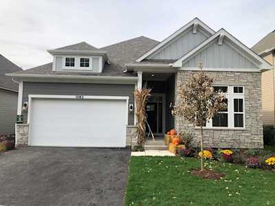 1063 Ironwood Ct Glenview, IL 60025