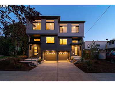 2924 NE Everett St Portland, OR 97232