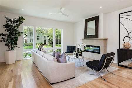 4512 Fairway Avenue Highland Park, TX 75219