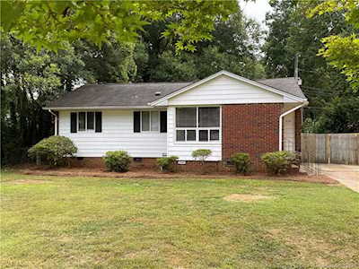 4122 Applegate Rd Charlotte, NC 28209