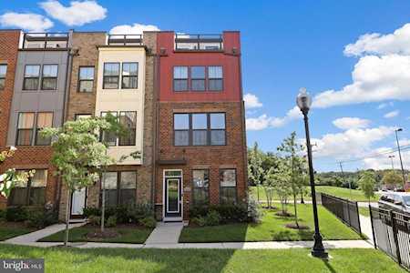 6100 Chronicle St Hyattsville, MD 20782