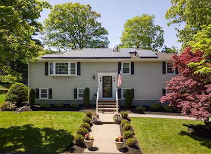 9 Stonewood Avenue Stoneham, MA 02180