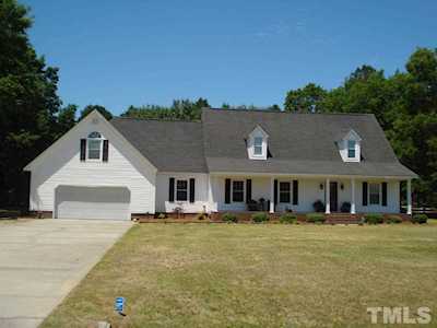 350 Club House Drive Dunn, NC 28334