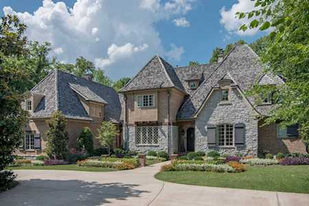 4004 Harding Pl Nashville, TN 37215