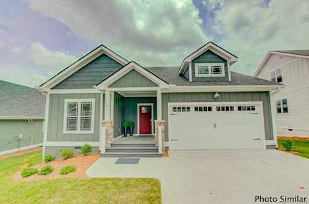 242 Leyland Circle Hendersonville, NC 28792