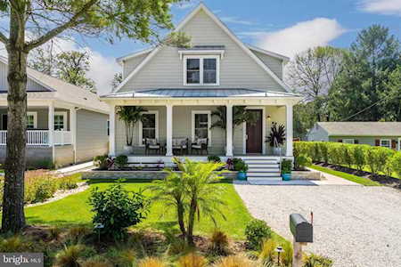 307 142nd St Ocean City, MD 21842