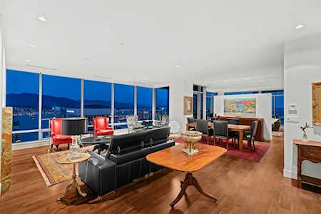1128 W Georgia Street #4503 Vancouver, BC V6E 0A8