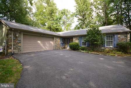 1024 Mastline Dr Annapolis, MD 21401