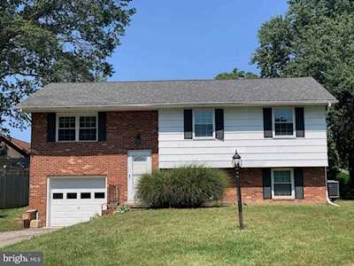 210 Maple Ave Glen Burnie, MD 21061