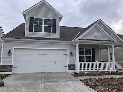 210 Woodland Sky Drive Pataskala, OH 43062