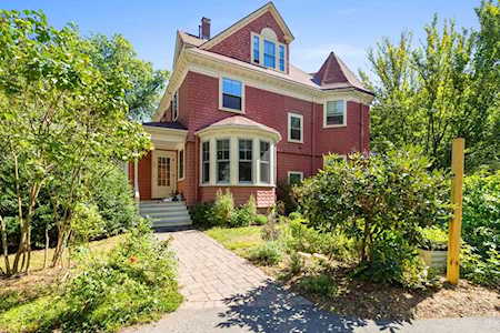 49 Clyde Street Newton, MA 02460