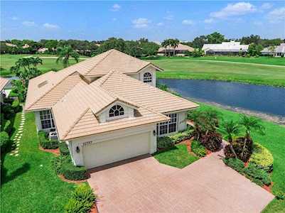 11717 Highland Pl Coral Springs, FL 33071