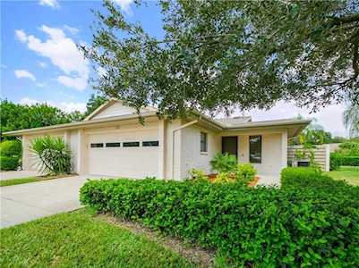 5757 Lake Breeze Ct #16 Sarasota, FL 34233