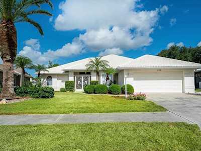 1123 Deardon Dr Venice, FL 34292