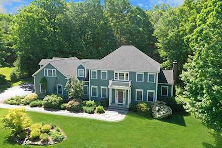 28 Marshall Path Acton, MA 01720