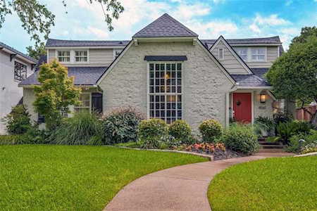 4561 Belclaire Avenue Highland Park, TX 75205