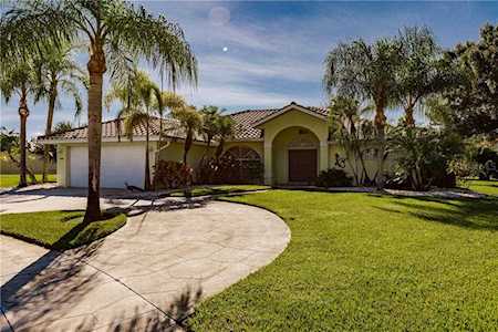 5006 Greenway Dr North Port, FL 34287