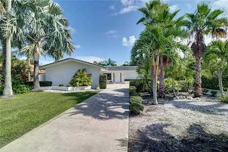 117 13th St Belleair Beach, FL 33786