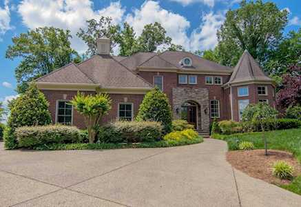 9615 Mitchell Pl Brentwood, TN 37027