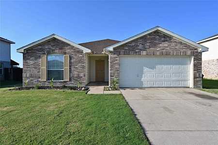 1309 Aztec Trail Krum, TX 76249