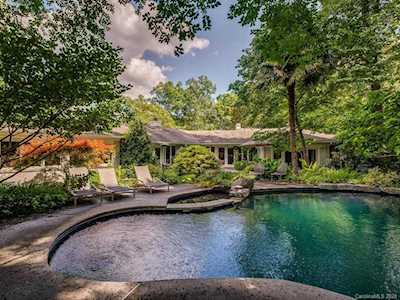 322 Mammoth Oaks Dr Charlotte, NC 28270