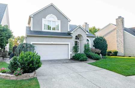 8800 Kings Lynn Ln Louisville, KY 40220