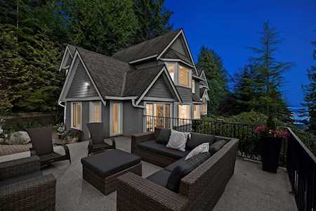 4676 Prospect Road North Vancouver, BC V7N 3L9
