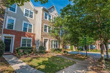 7147 Brighton Park Dr Mint Hill, NC 28227