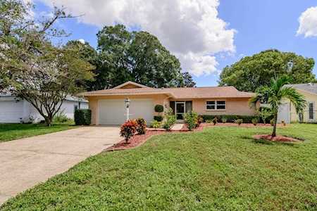2546 Bramblewood Dr W Clearwater, FL 33763