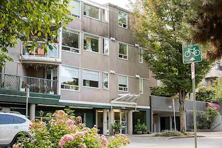 908 W 7th Avenue #304 Vancouver, BC V5Z 1C3
